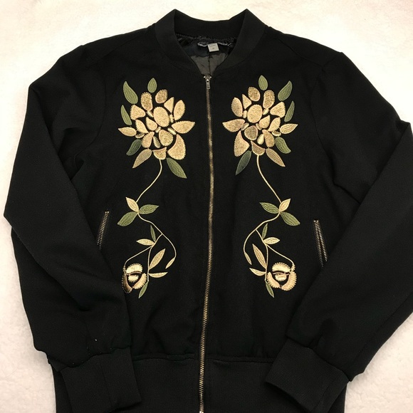 Embroidered Lightweight Jacket - Picture 2 of 3